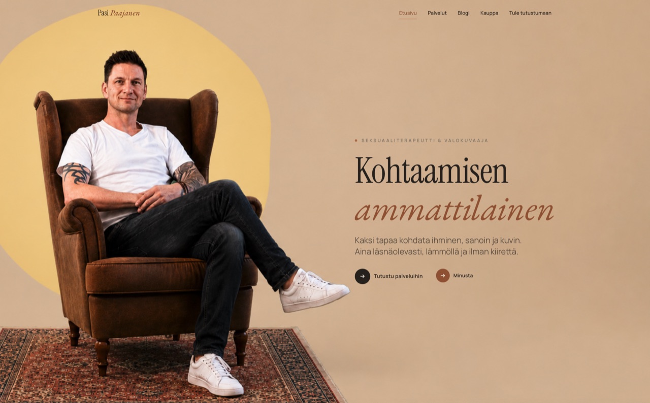 Pasi Paajanen photography site designed by Wihmo
